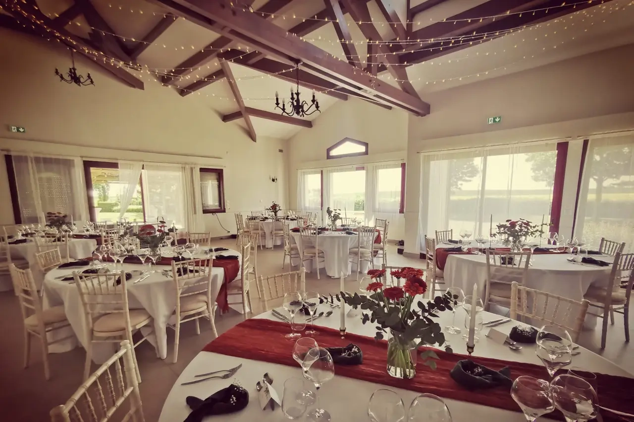 interieur salle villa montauville
